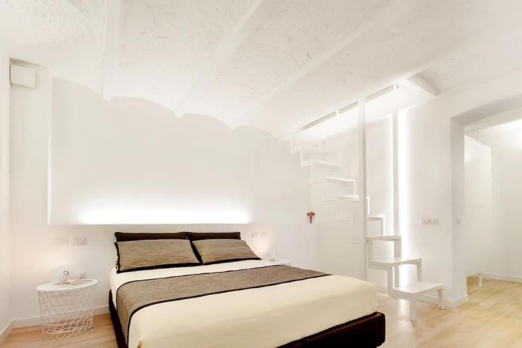 Apartment Vsg25 Nel Centro Di Cagliari Bagian luar foto