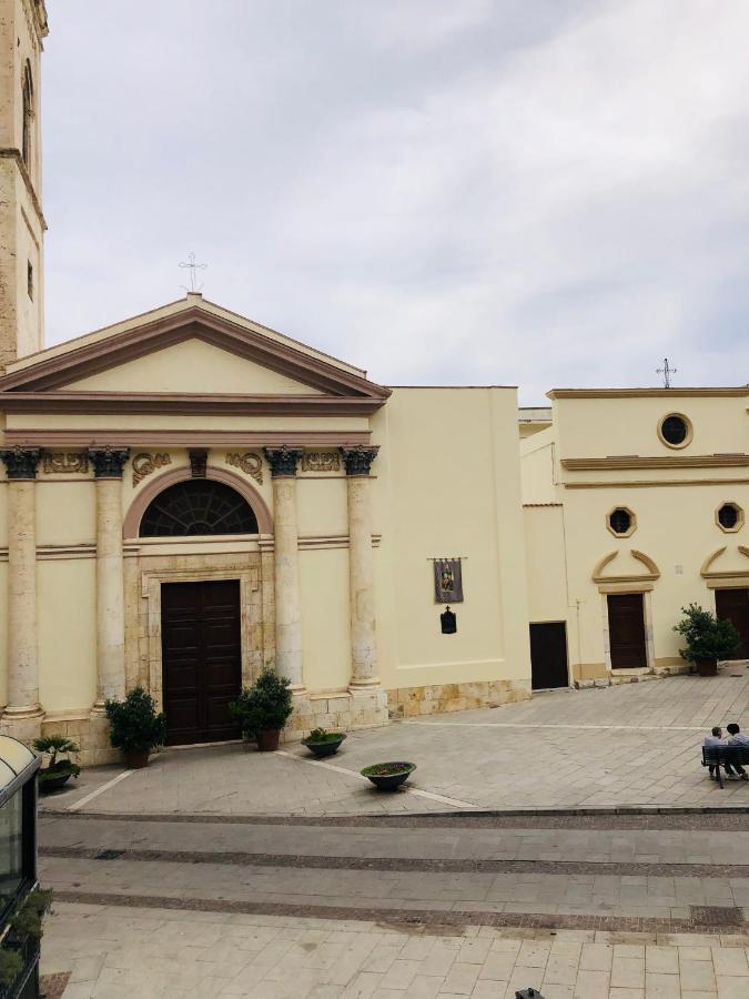 Apartment Vsg25 Nel Centro Di Cagliari Bagian luar foto