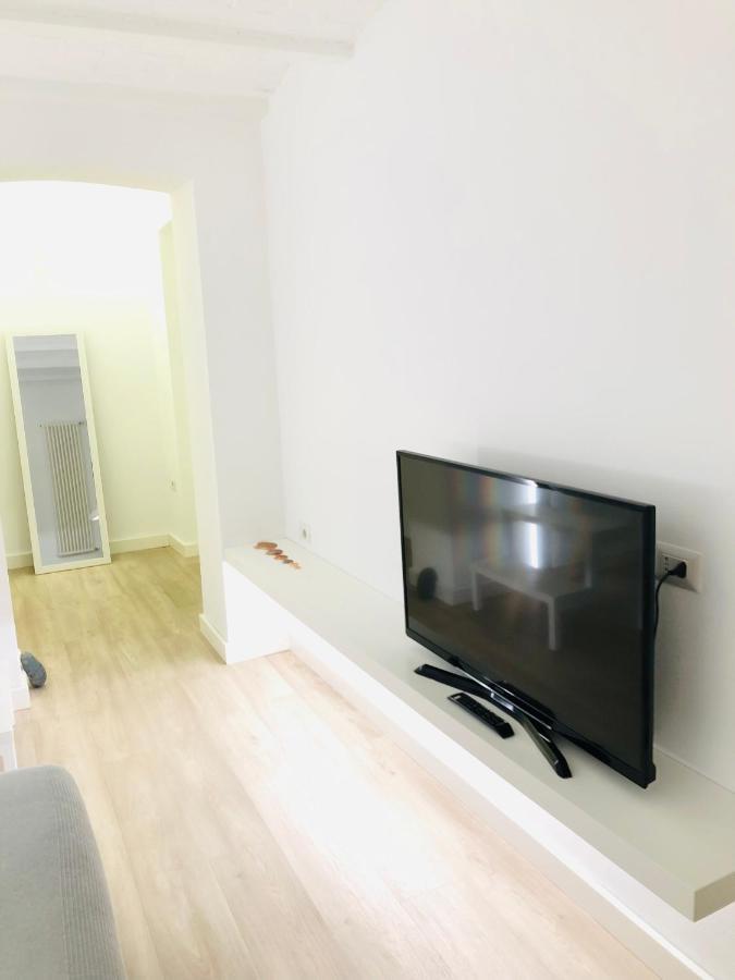 Apartment Vsg25 Nel Centro Di Cagliari Bagian luar foto